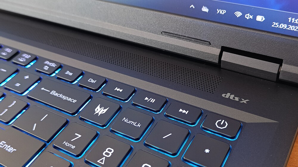 Acer Predator Helios Neo 18 AI