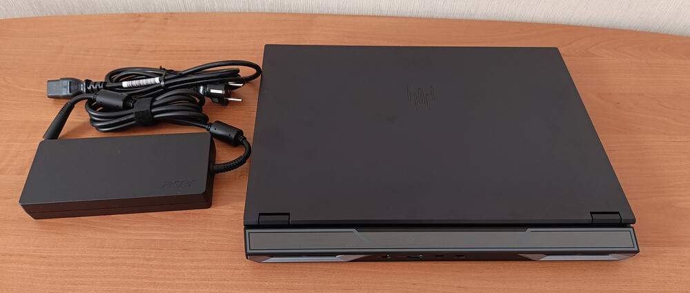 Acer Predator Helios Neo 18 AI 