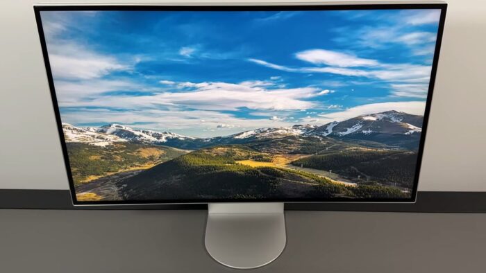 LG UltraFine evo 6K LG UltraFine evo 6K