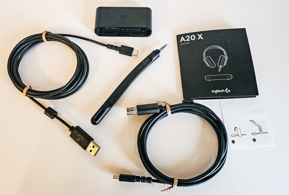 Logitech Astro A20 X - What In The Box