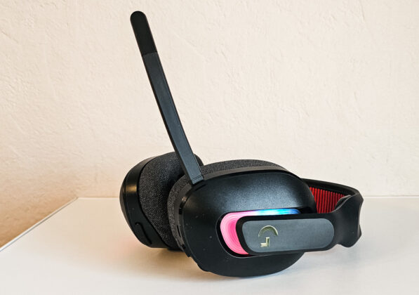 Logitech G Astro A20 X レビュー: 全プラットフォーム対応ゲーミング