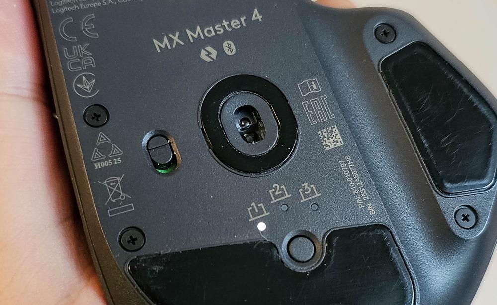 Logitech MX Master 4 - Multi Device Connection Logitech MX Master 4 - Multi Device Connection