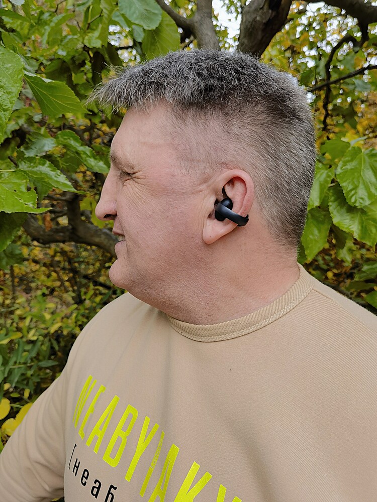 Soundcore AeroClip Review: Open-Ear Clip-On Earbuds - Root-Nation.com