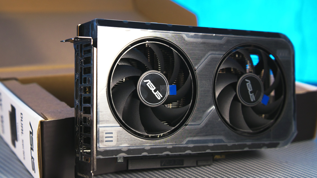 ASUS Dual RTX 5050 8GB ASUS Dual RTX 5050 8GB