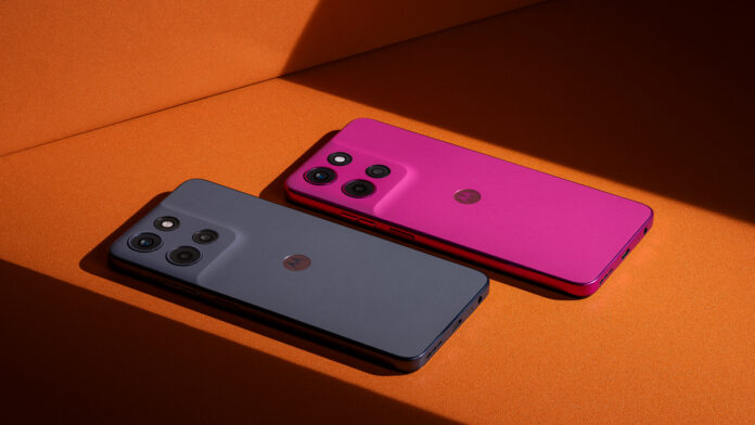 Moto G and Moto G Play Moto G and Moto G Play