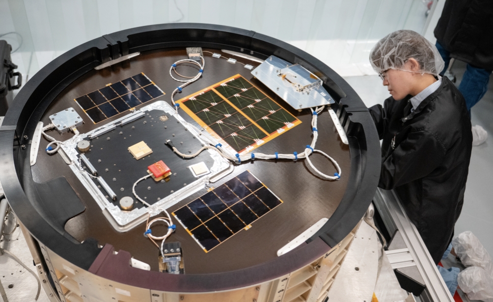 Нові супутники NASA нагадують НЛО, але мають практичне призначення Нові супутники NASA нагадують НЛО, але мають практичне призначення