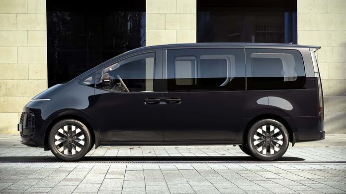 Hyundai Staria Hybrid
