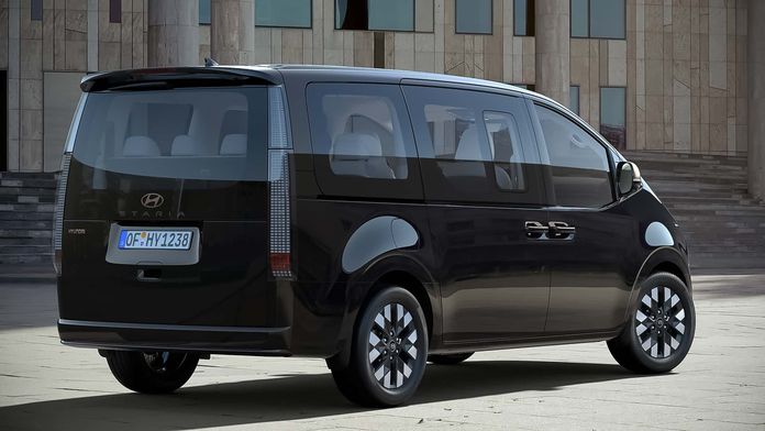 Hyundai Staria Hybrid