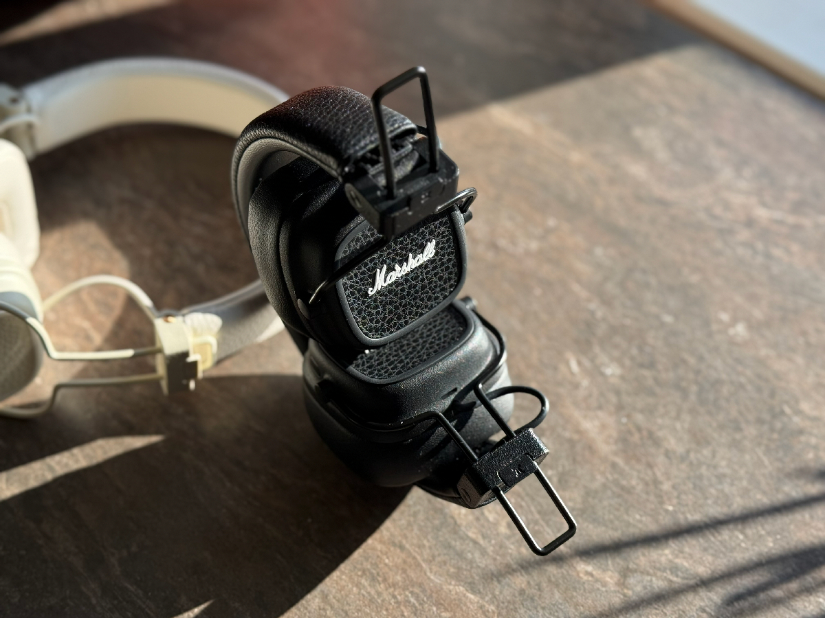 Marshall Major Vヘッドフォンのレビュー - Root-Nation.com