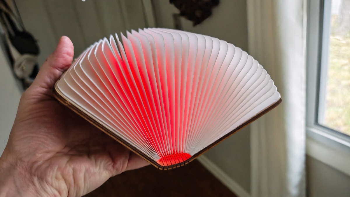 Motorola 'lamp' invite