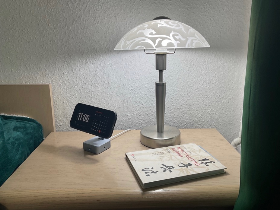 Стенд та пауербанк Ugreen: MagFlow 2-in-1 Wireless Charger та MagFlow Magnetic Power Bank Стенд та пауербанк Ugreen: MagFlow 2-in-1 Wireless Charger та MagFlow Magnetic Power Bank