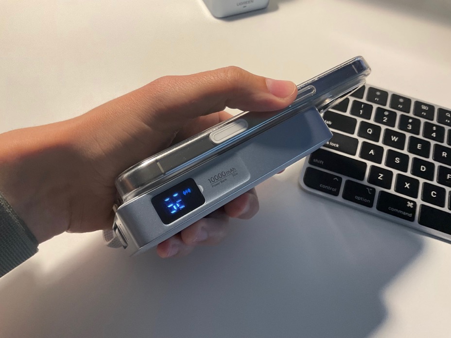 Стенд та пауербанк Ugreen: MagFlow 2-in-1 Wireless Charger та MagFlow Magnetic Power Bank Стенд та пауербанк Ugreen: MagFlow 2-in-1 Wireless Charger та MagFlow Magnetic Power Bank