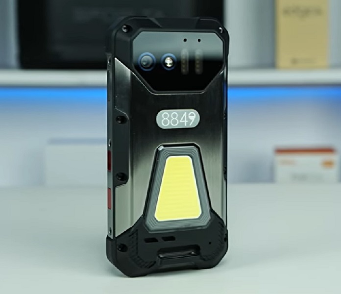 Unihertz 8849 Tank Mini 1