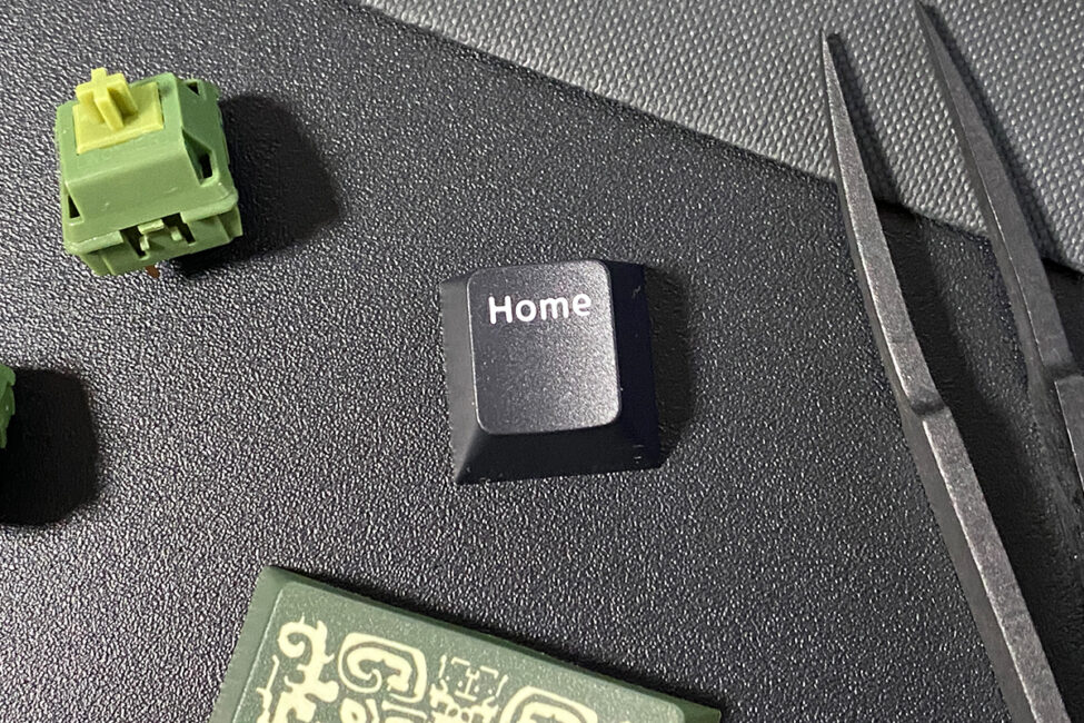 Womier ERA75