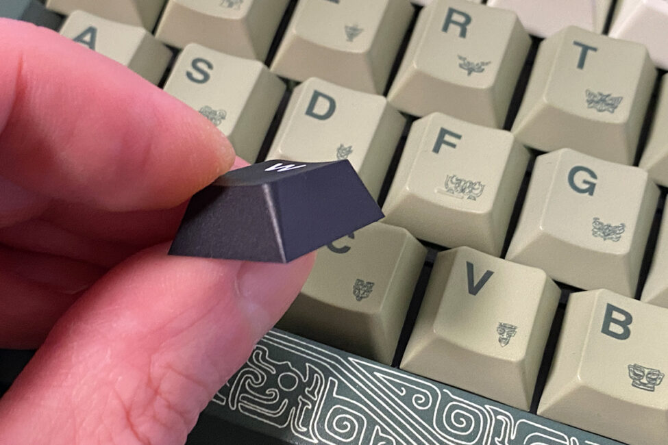Womier ERA75