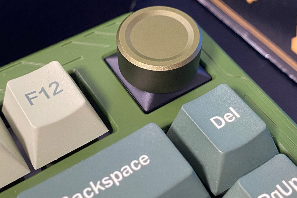 Womier ERA75