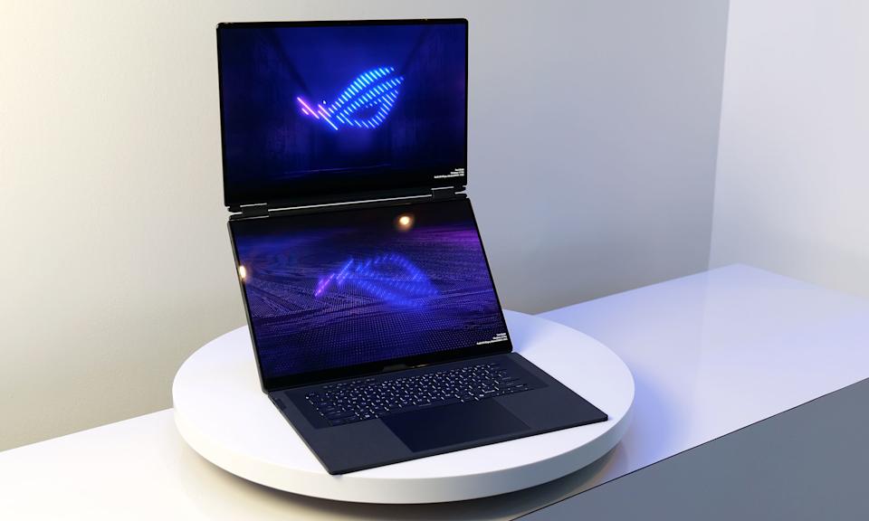ASUS ROG Zephyrus Duo ASUS ROG Zephyrus Duo