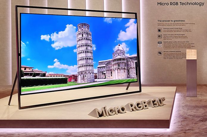Samsung Micro RGB R95H Samsung Micro RGB R95H