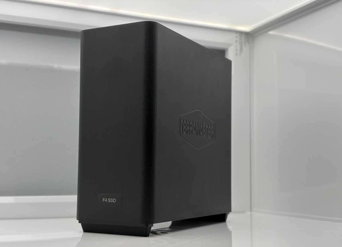 TerraMaster F4 SSD TerraMaster F4 SSD