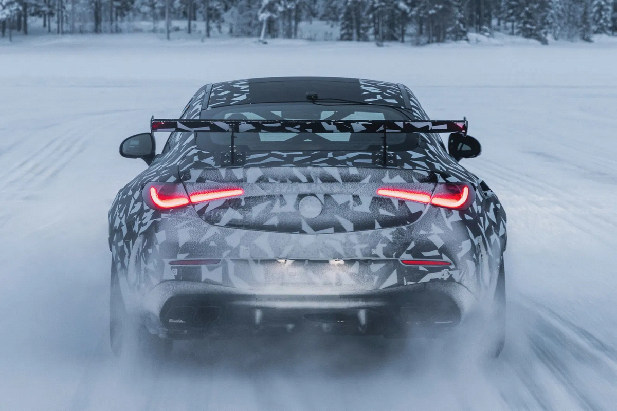 V8 Mercedes AMG V8 Mercedes AMG