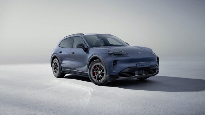 Porsche Cayenne S Electric-5