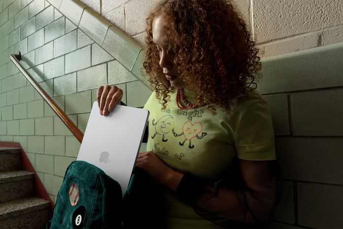 Apple MacBook Air with M5 Apple MacBook Air with M5