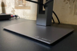 ASUS ROG Strix OLED XG27AQDPG