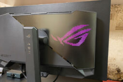 ASUS ROG Strix OLED XG27AQDPG