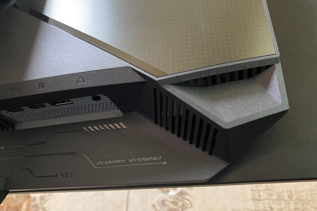 ASUS ROG Strix OLED XG27AQDPG