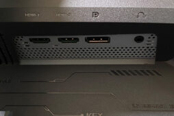 ASUS ROG Strix OLED XG27AQDPG