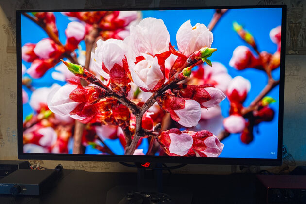 ASUS ROG Strix OLED XG27AQDPG