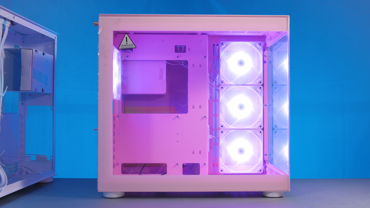 Review of the Cougar FV150 Pink/White PC case - Root-Nation.com