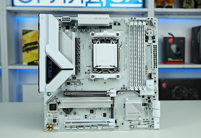 Gigabyte B850M Eagle WiFi6E Ice Gigabyte B850M Eagle WiFi6E Ice