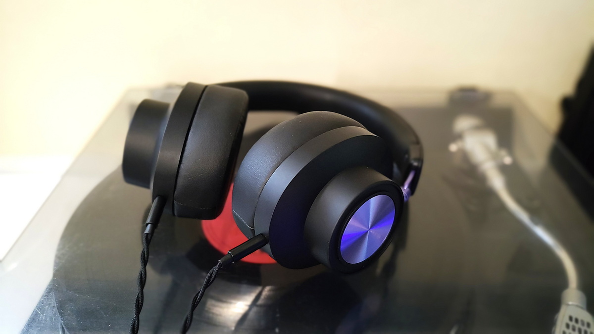 Kiwi Ears x Z-Reviews Serene