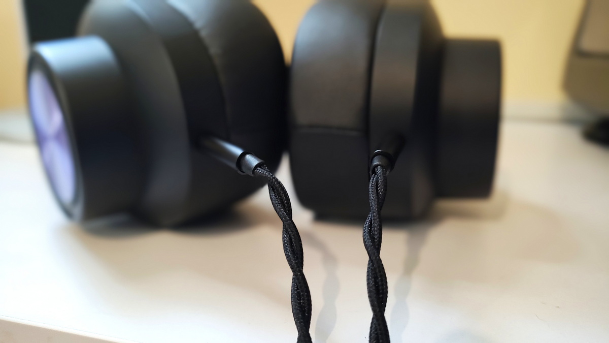 Kiwi Ears x Z-Reviews Serene