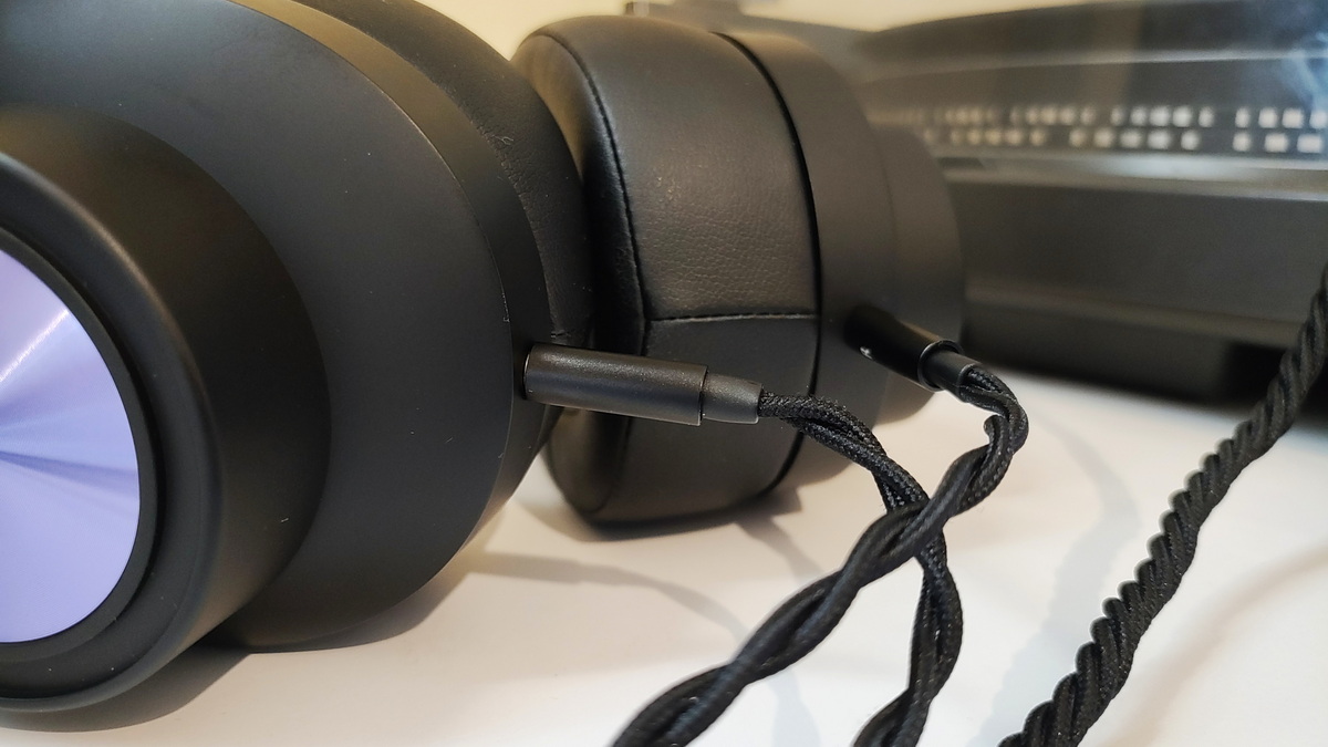 Kiwi Ears x Z-Reviews Serene