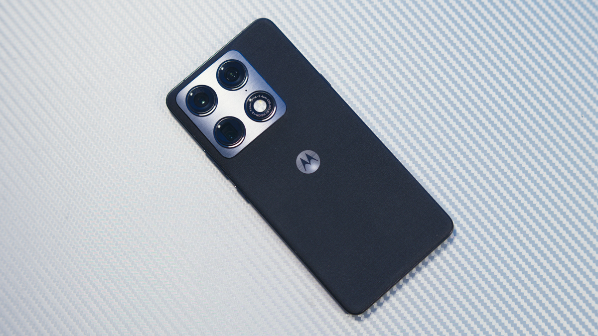 Огляд Motorola Signature: Перший СУПЕР-флагман компанії - Root
