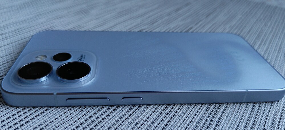 OPPO Reno 15 Pro OPPO Reno 15 Pro