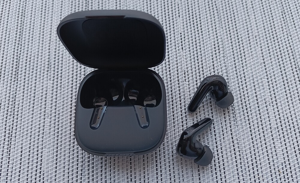 soundcore R60i NC