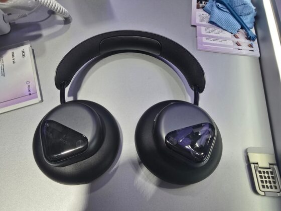 TECNO True 2 і FreeHear 2