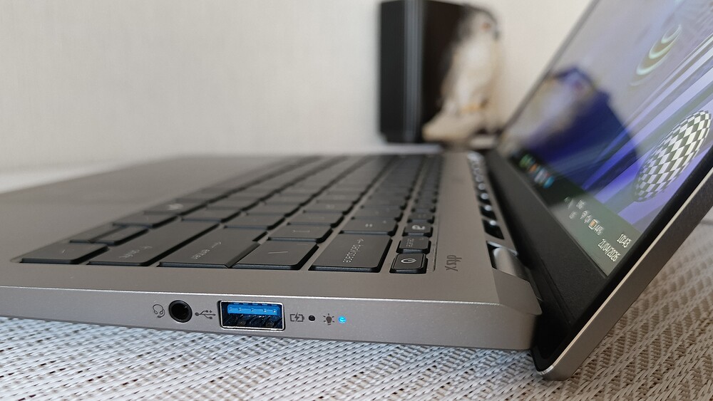 Acer Swift Go 14 AI Acer Swift Go 14 AI