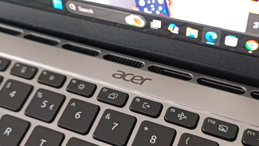 Acer Swift Go 14 AI Acer Swift Go 14 AI