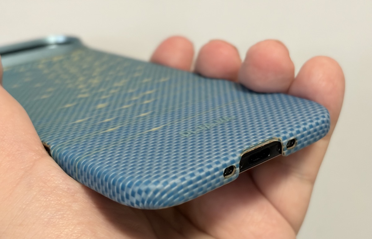 Pitaka iPhone Air Case in Lucid Blue, Black/Grey Pitaka iPhone Air Case in Lucid Blue, Black/Grey