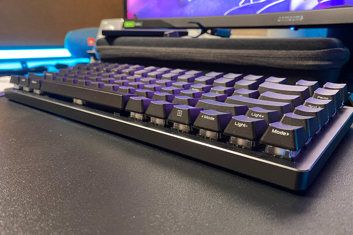 ASUS ROG Falchion Ace 75 HE