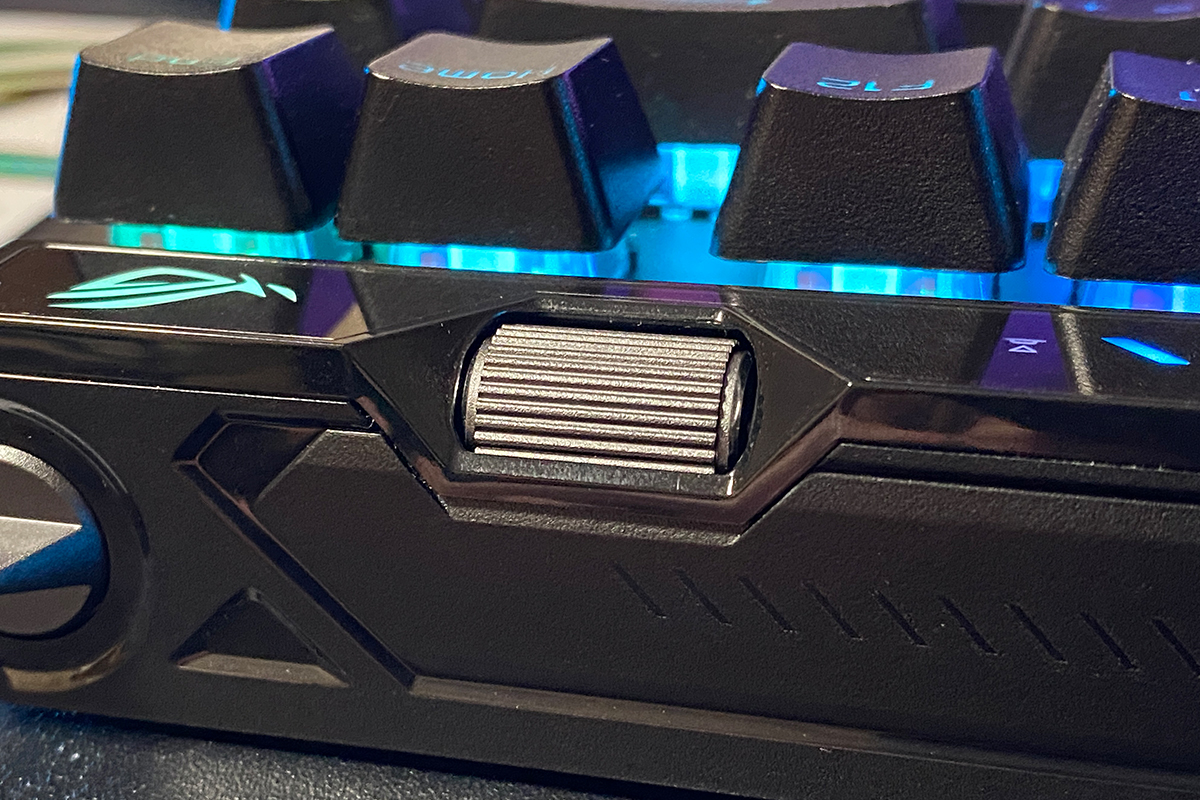 ASUS ROG Falchion Ace 75 HE