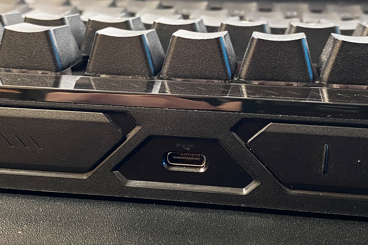 ASUS ROG Falchion Ace 75 HE ASUS ROG Falchion Ace 75 HE