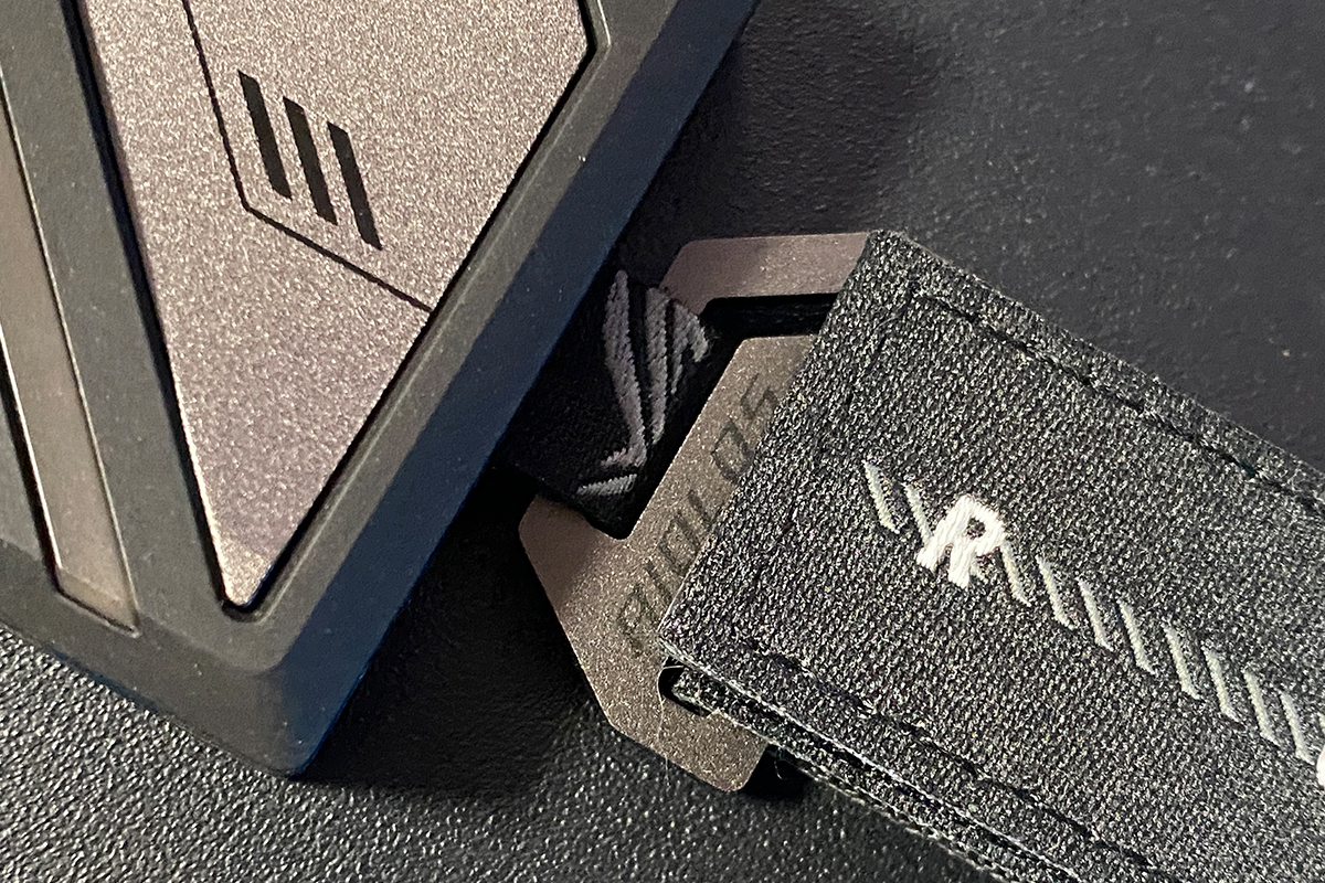 ASUS ROG Strix Aiolos