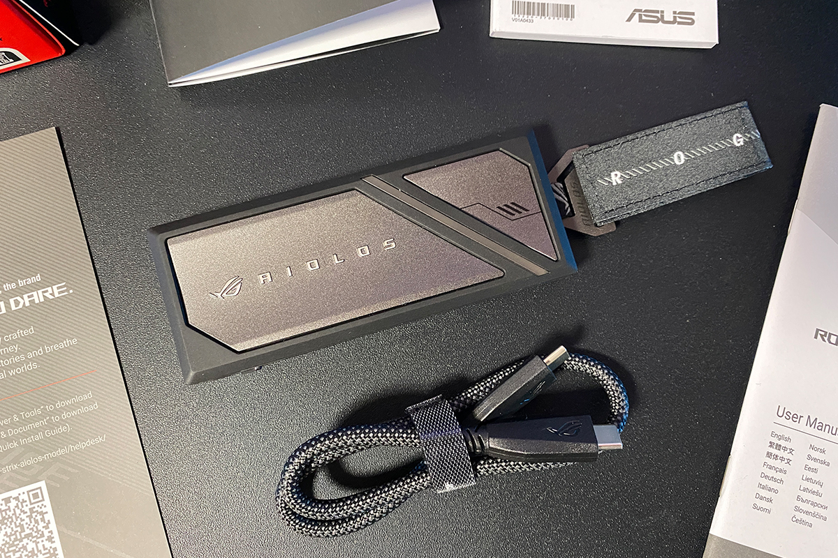 ASUS ROG Strix Aiolos