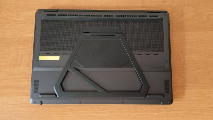 ASUS ROG Zephirus Duo