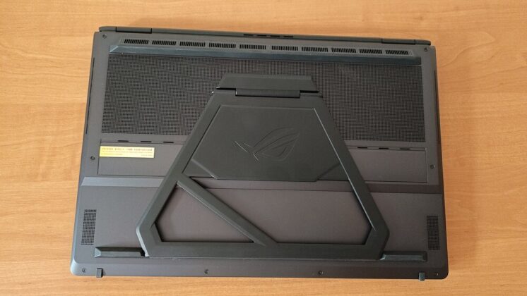ASUS ROG Zephirus Duo